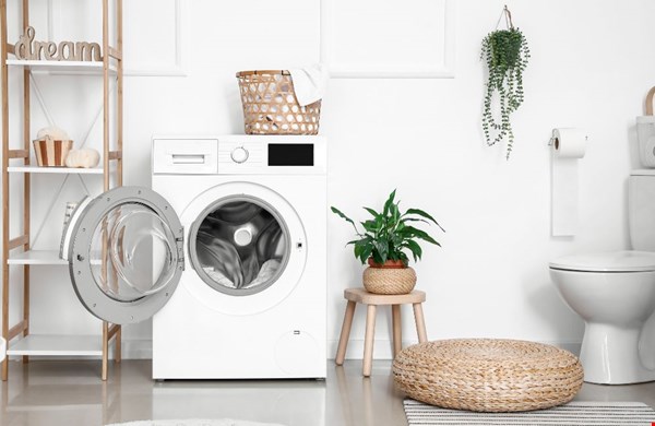 Vuile kleding? Stop ze in de tweedehands wasmachine! Vuile kleding? Stop ze in de tweedehands wasmachine!